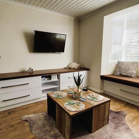 Nautilus 2 Bedroom Self-Catering Apartment Свакопмунд Экстерьер фото
